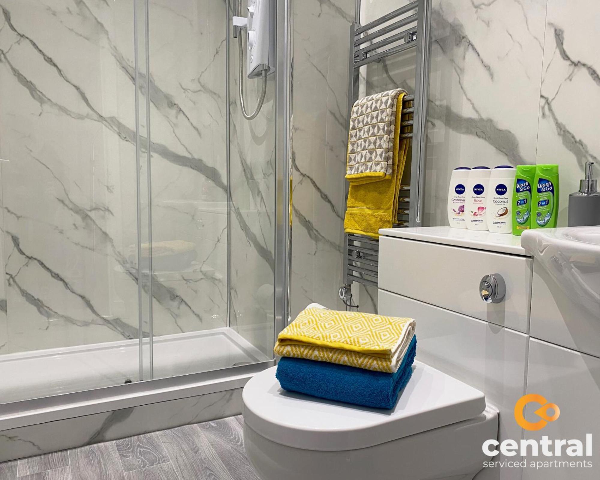 Central Serviced Apartments - Cosy 1 Bedroom - Modern - Close To Transport Links - Quiet Neighbourhood - Fast Wifi - Fully Equipped - Smart Tvs In All Rooms - Monthly Stays Welcome - Free Street Parking - Ideal Relocation To Dundee Accommodation Esterno foto