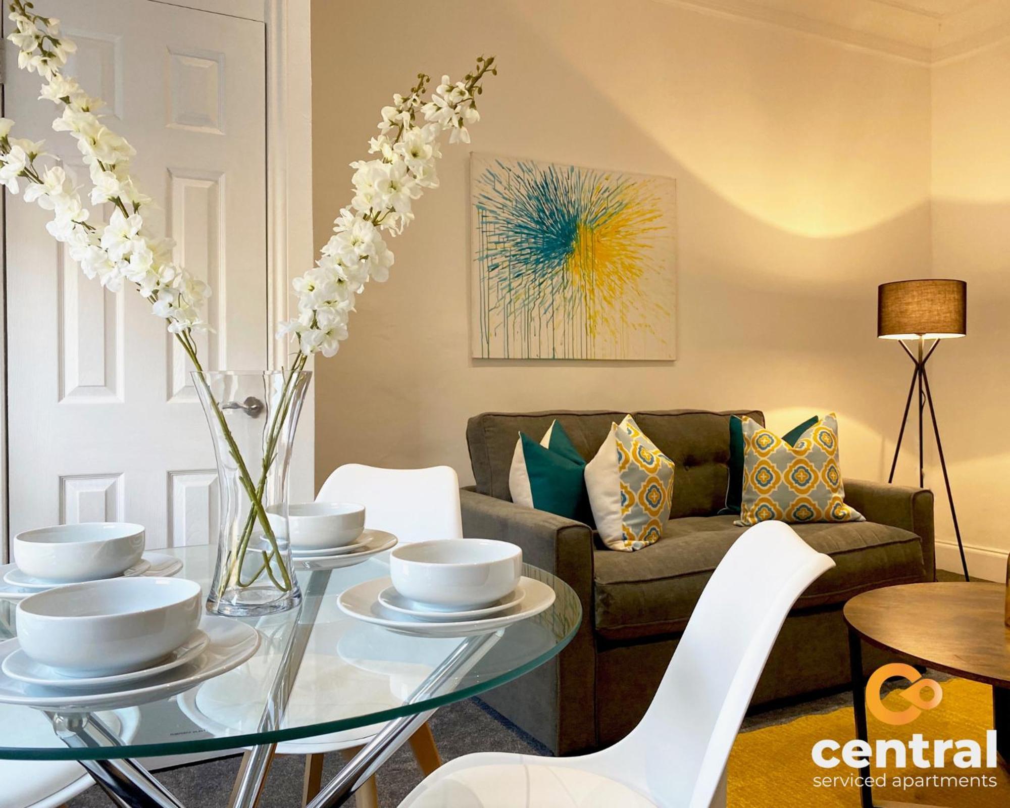 Central Serviced Apartments - Cosy 1 Bedroom - Modern - Close To Transport Links - Quiet Neighbourhood - Fast Wifi - Fully Equipped - Smart Tvs In All Rooms - Monthly Stays Welcome - Free Street Parking - Ideal Relocation To Dundee Accommodation Esterno foto